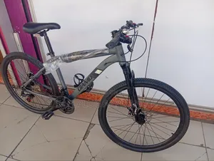Adult 26 Inch Bicycle – Everyday Cycling Bike