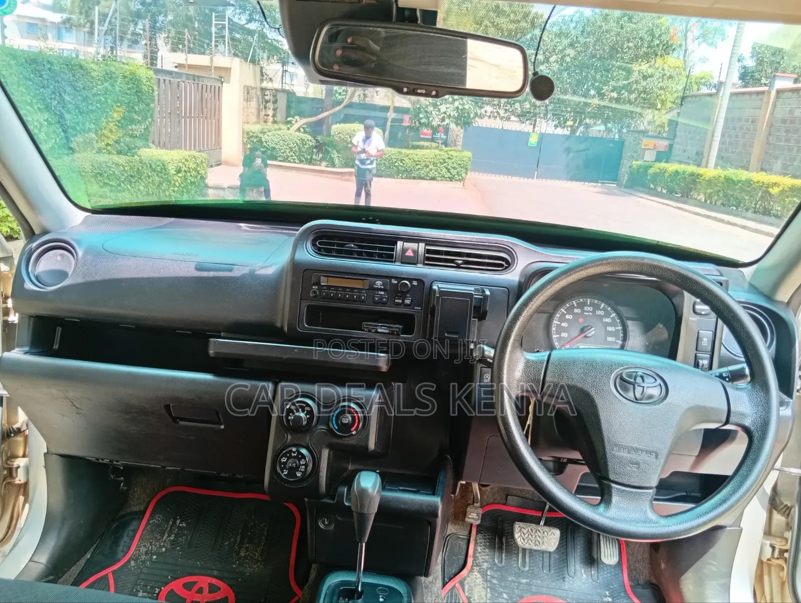 Toyota Probox 1.5 DX 2WD 2018 Silver