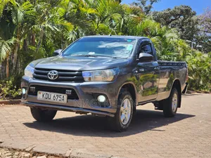 Toyota Hilux 2018 Gray