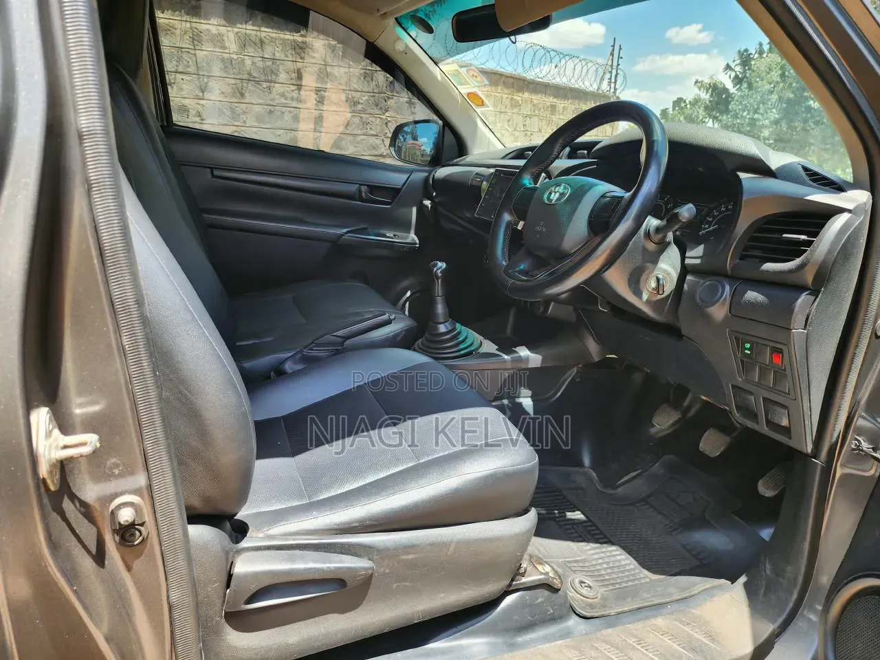 Toyota Hilux 2018 Gray