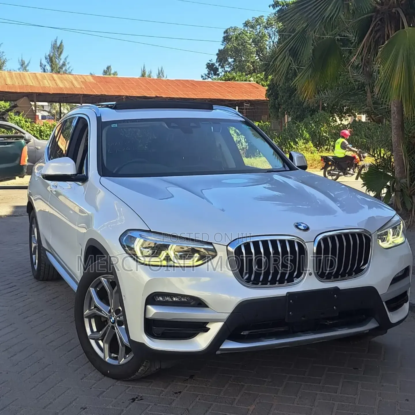 BMW X3 2019 Off white
