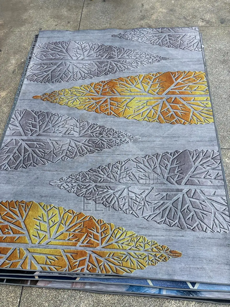 3D Leaf Pattern Carpet