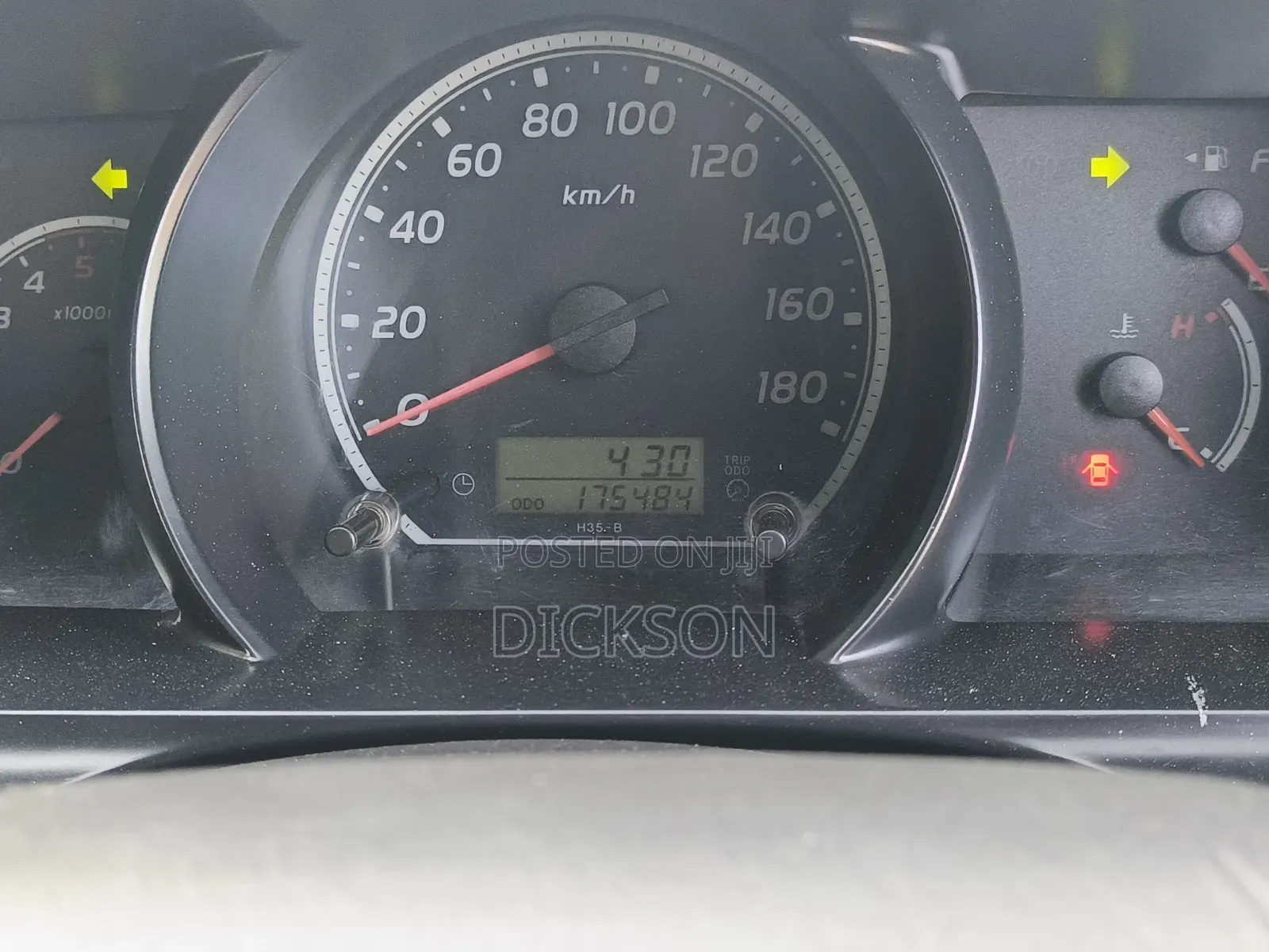 Toyota Quantum 2014 Silver