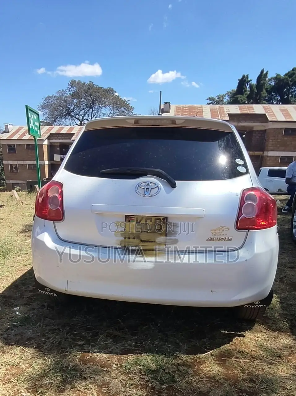 Toyota Auris 2010 White