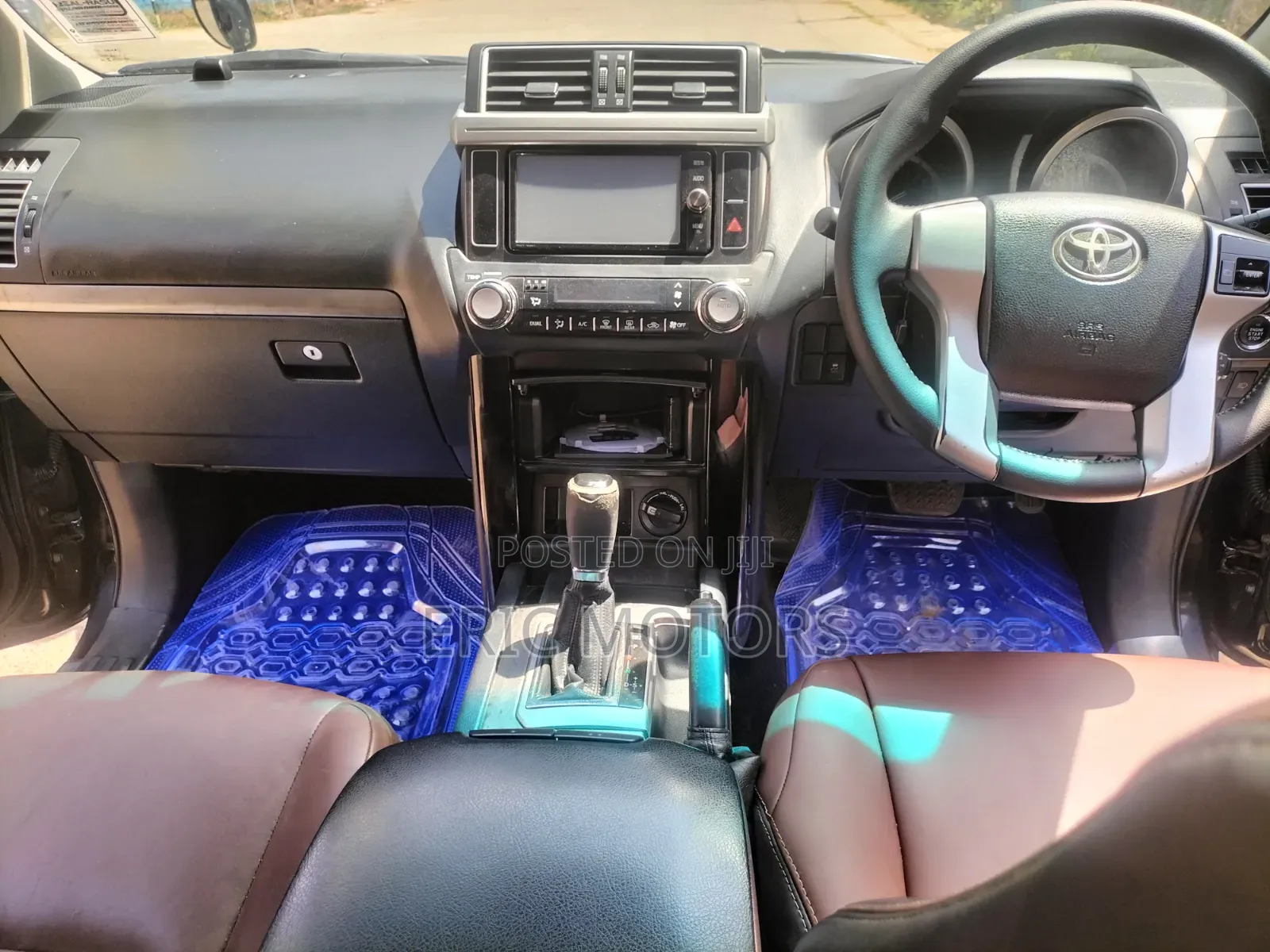 Toyota Land Cruiser Prado 2017 Black