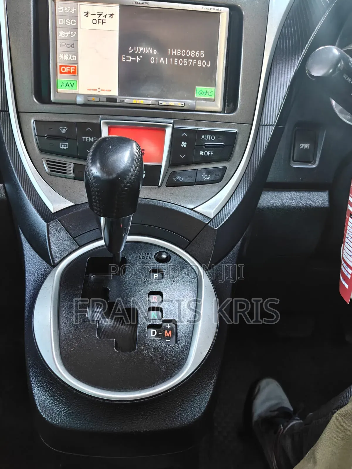 Toyota Ractis 2011