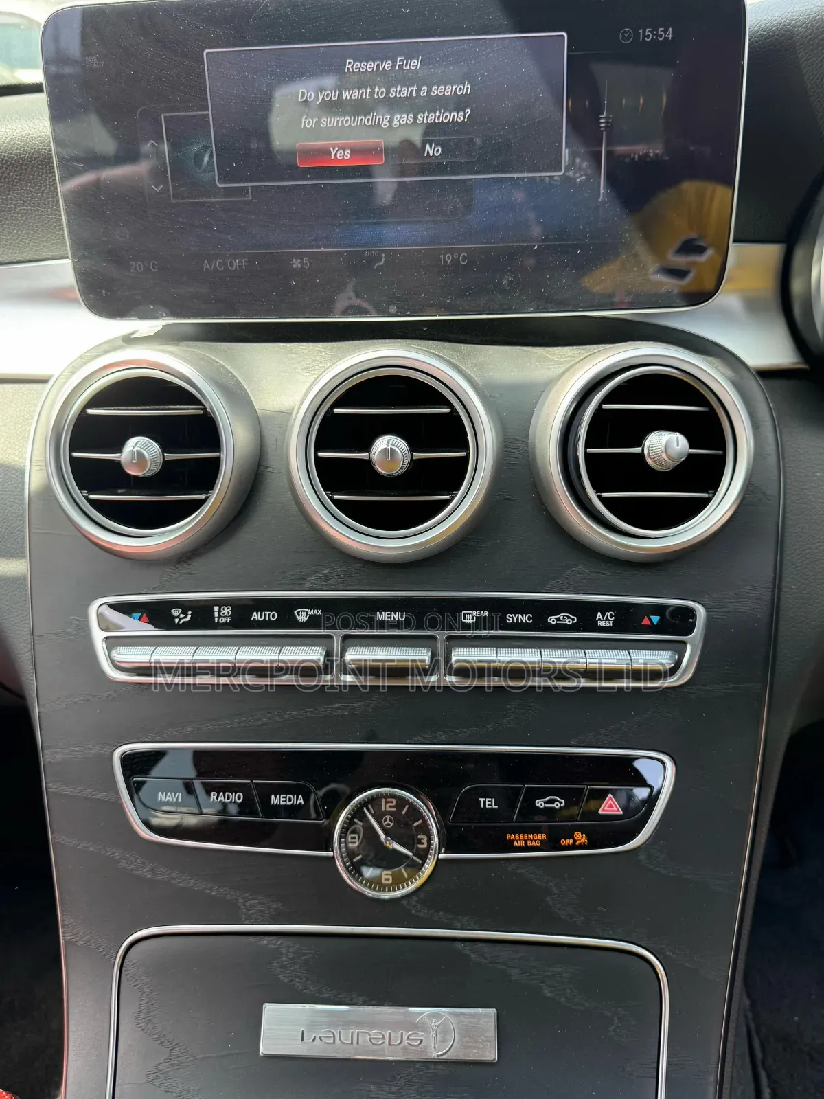 Mercedes-Benz C200 2019 White