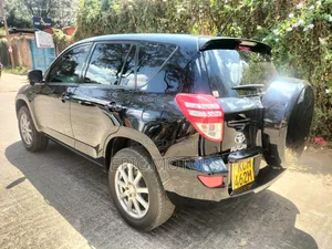 Toyota RAV4 2010 Black