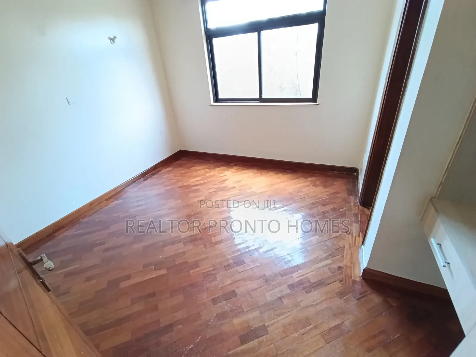 3bdrm Apartment in Valley Arcade for rent