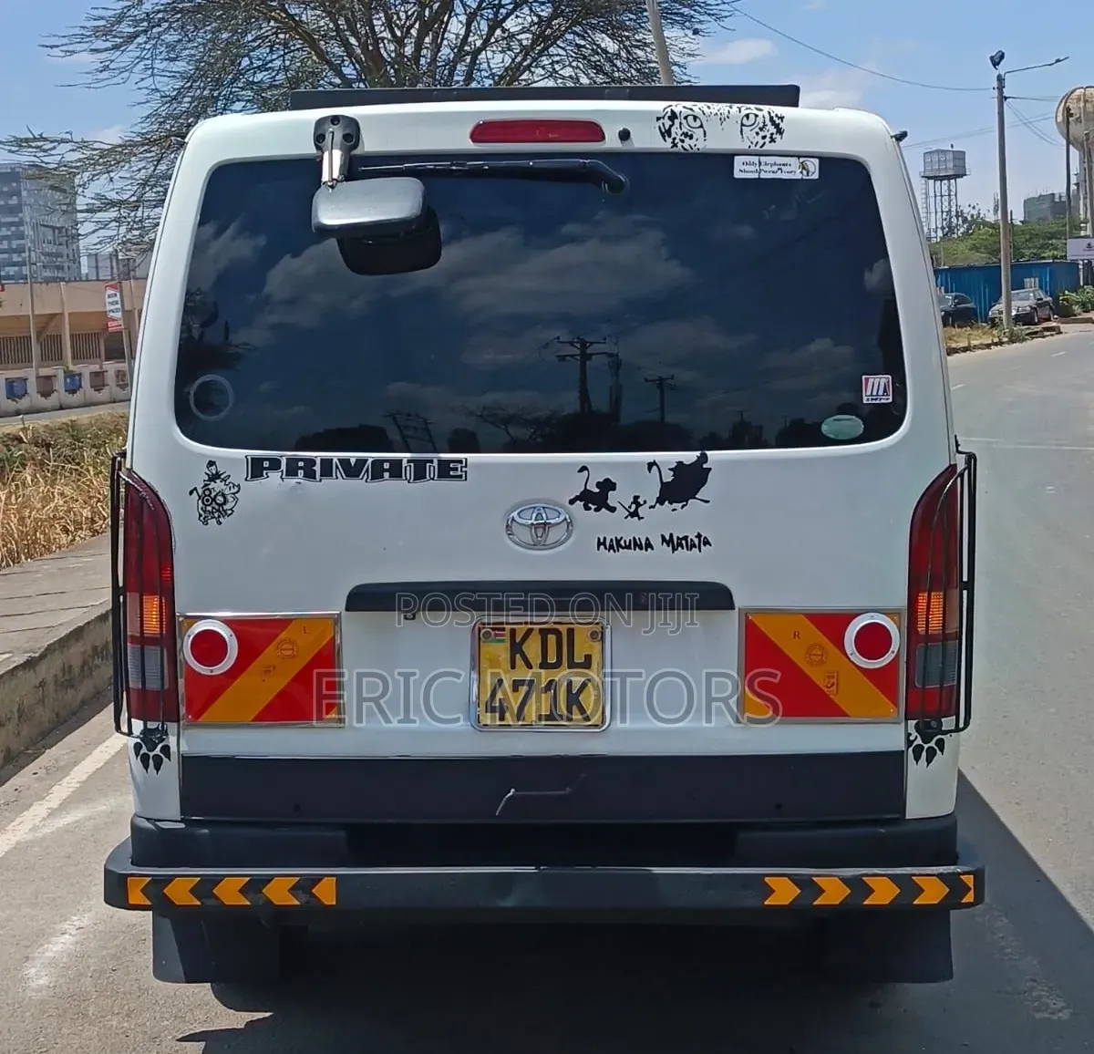 Toyota HiAce 2015 White