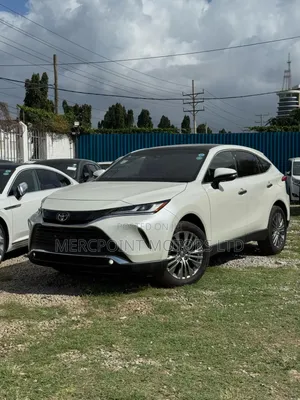 Toyota Harrier 2.0 4WD 2020 White