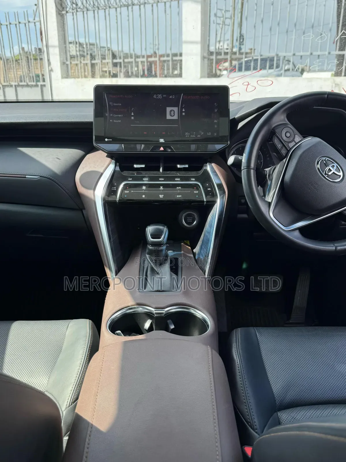 Toyota Harrier 2.0 4WD 2020 White