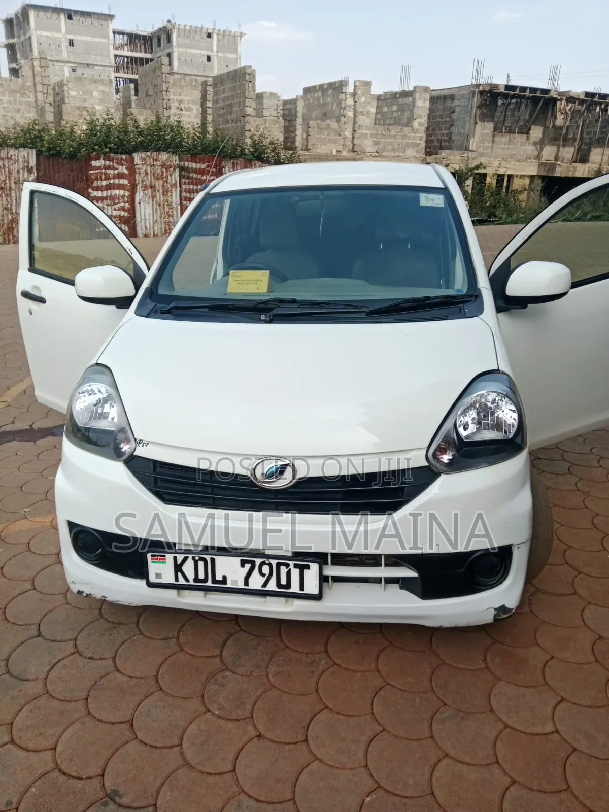 Daihatsu Mira 2016 White