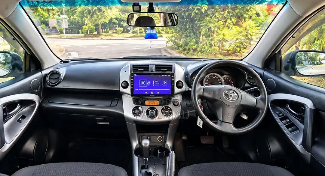 Toyota RAV4 2009 White