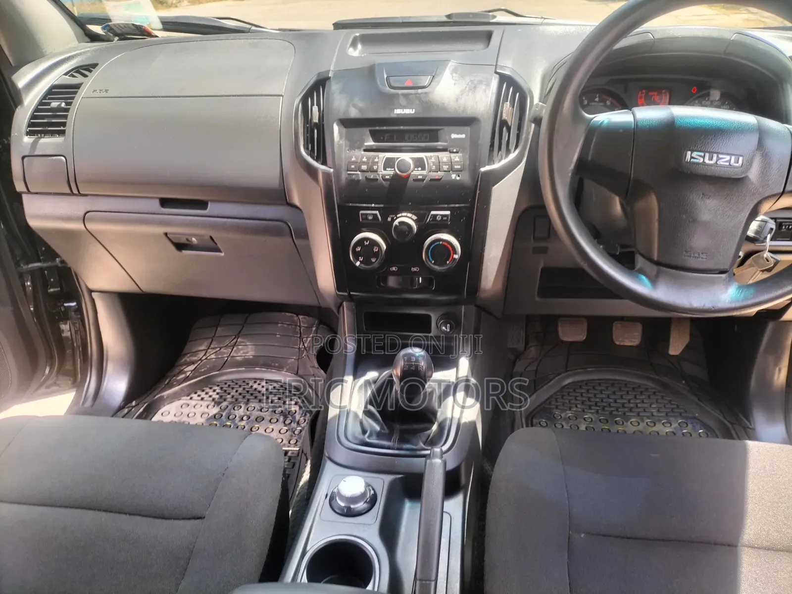 Isuzu D-MAX 2022 Gray