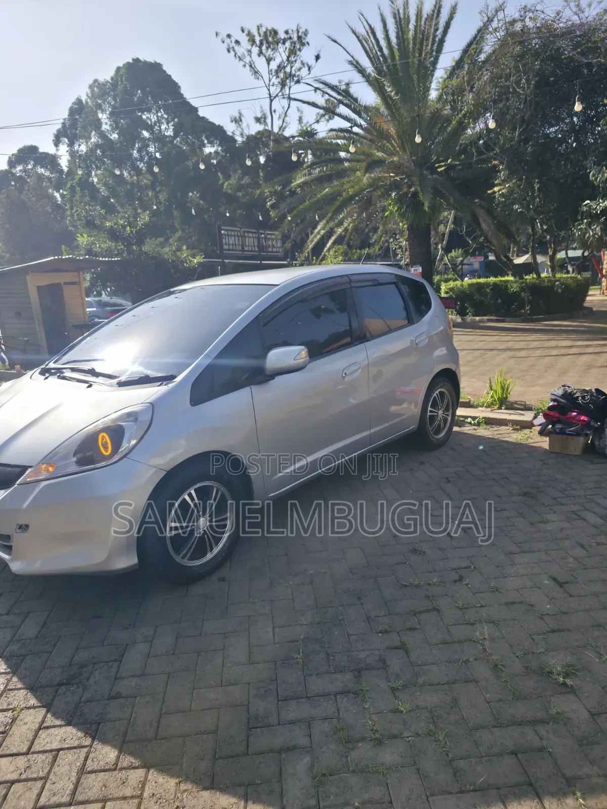 Honda Fit Automatic 2012 Silver