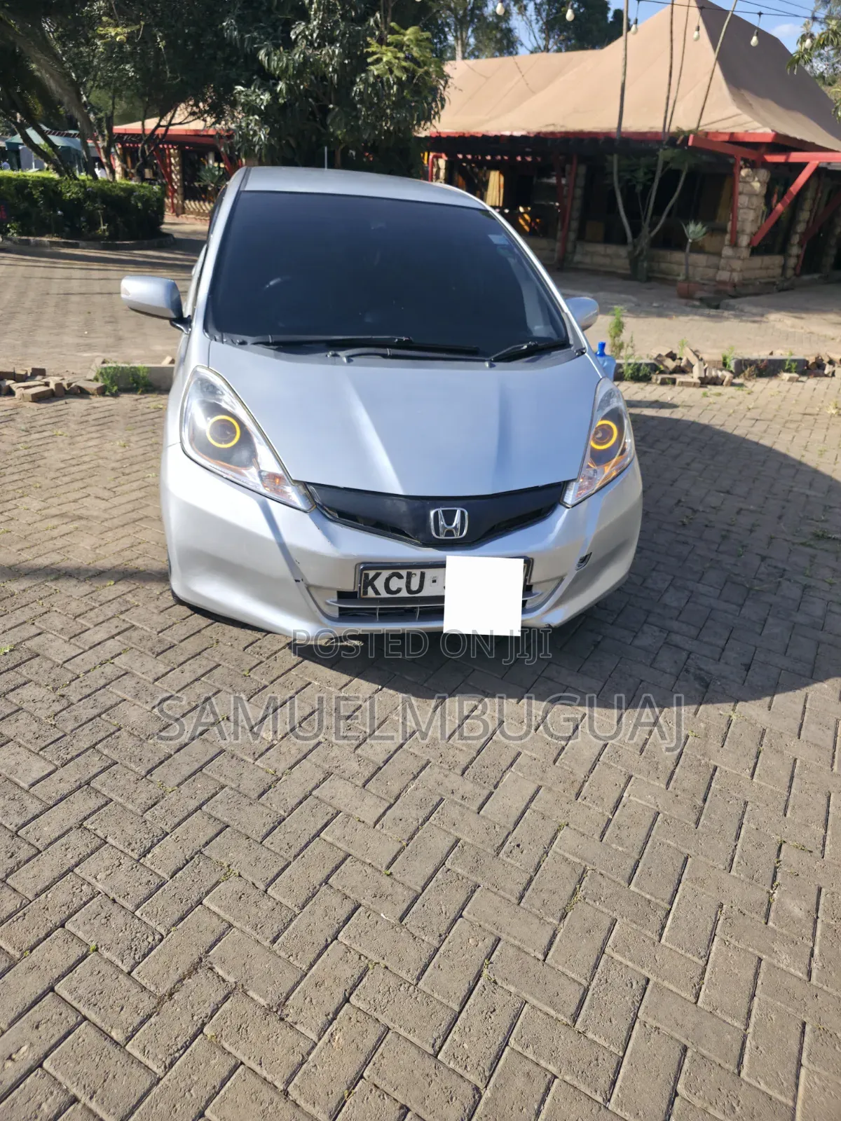 Honda Fit Automatic 2012 Silver
