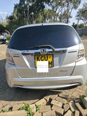 Honda Fit Automatic 2012 Silver