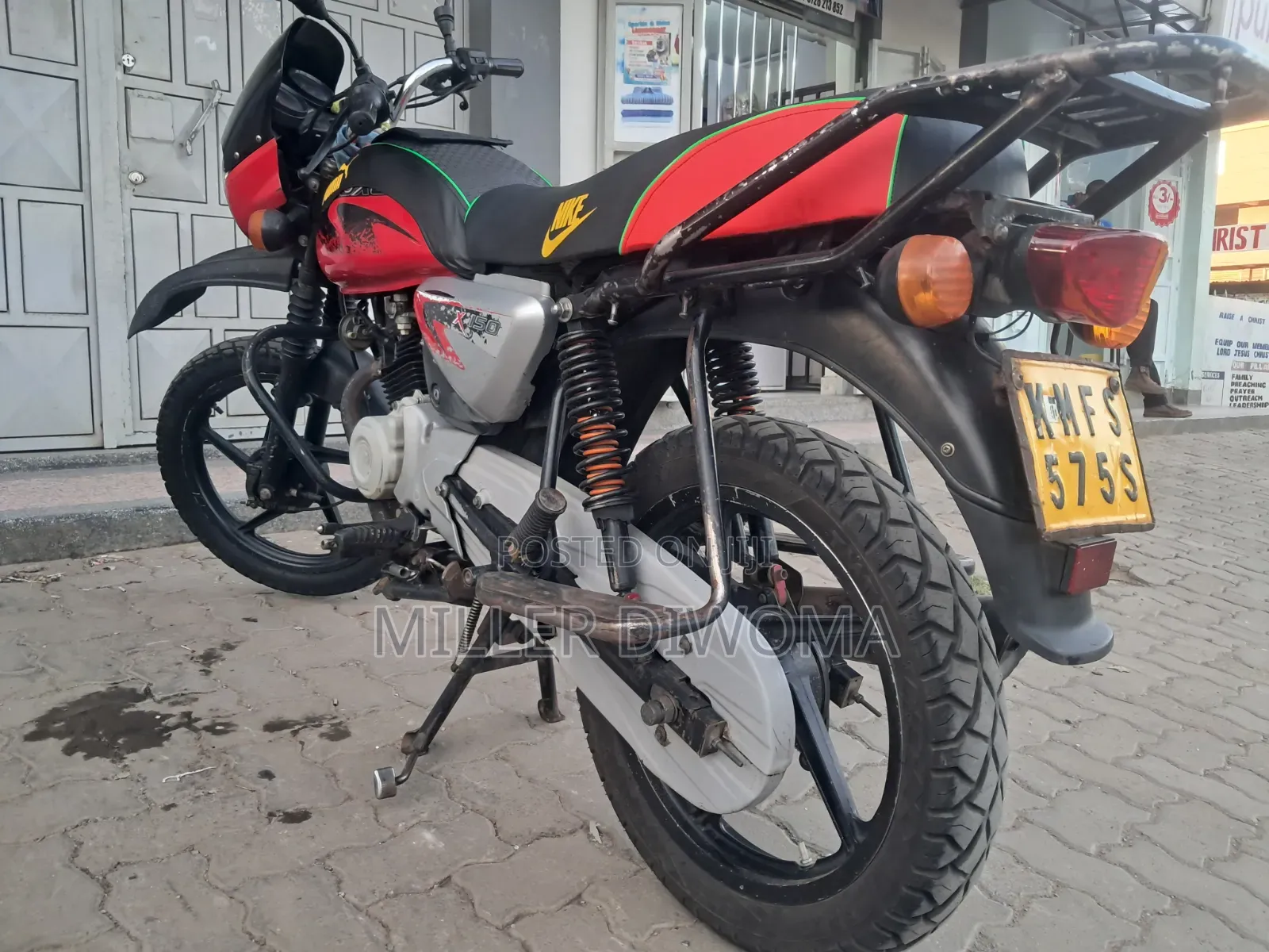 Bajaj Boxer 2022 Red