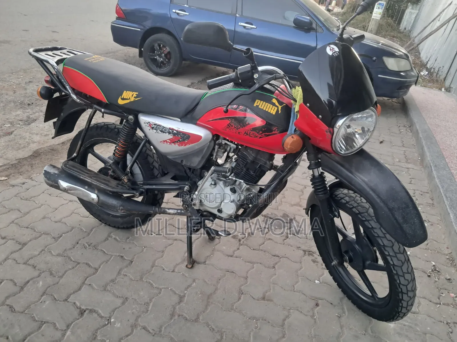 Bajaj Boxer 2022 Red