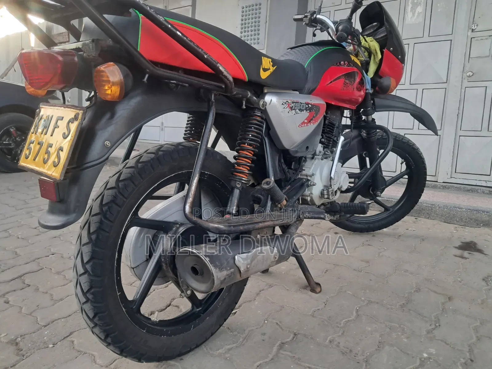 Bajaj Boxer 2022 Red