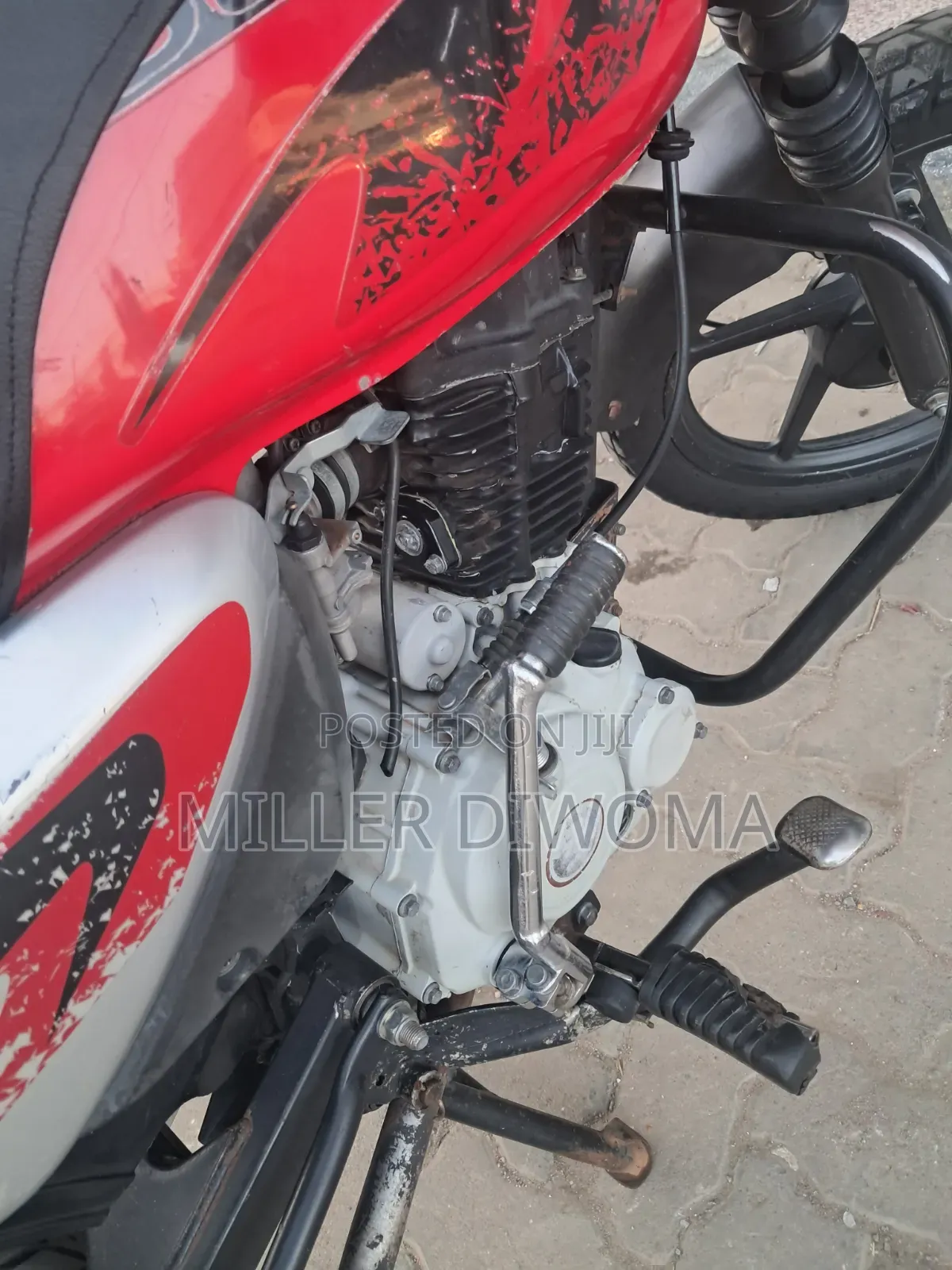 Bajaj Boxer 2022 Red