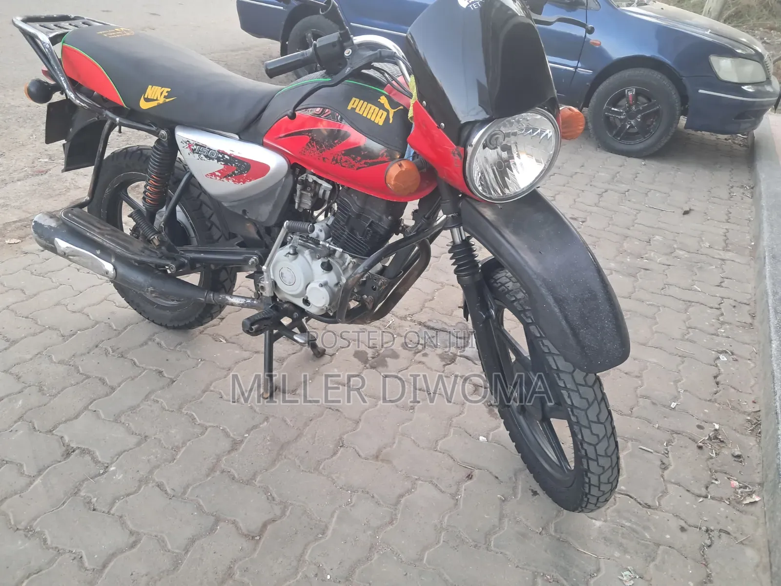 Bajaj Boxer 2022 Red