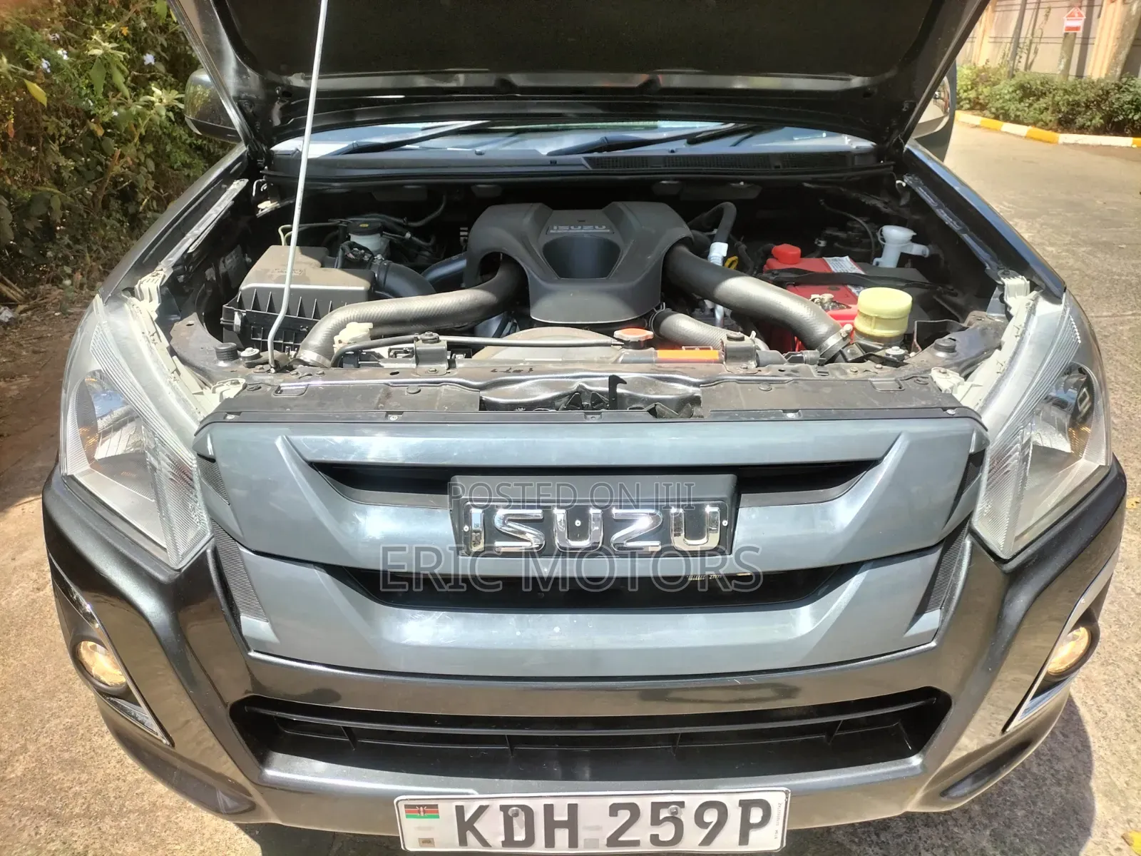 Isuzu D-MAX 2022 Gray