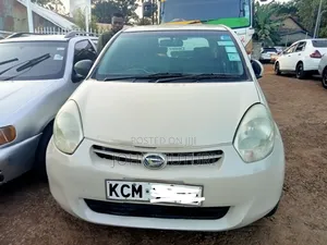 Daihatsu Boon 2010 Gold
