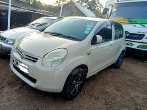 Daihatsu Boon 2010 Gold