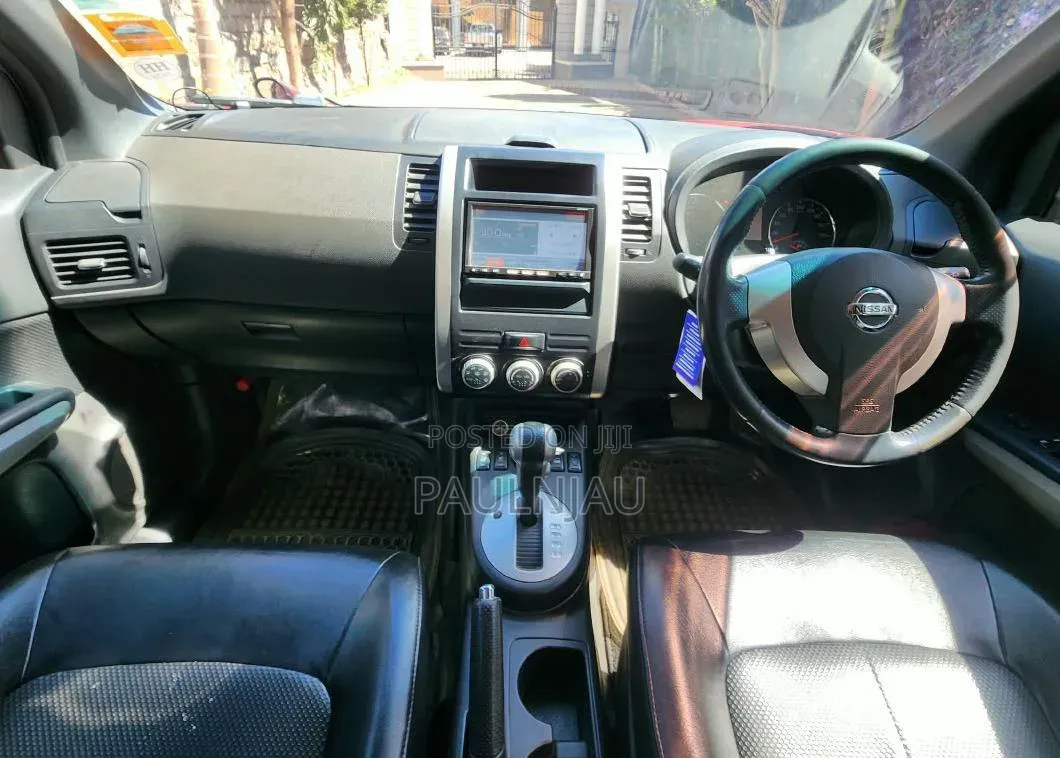 Nissan X-Trail 2012