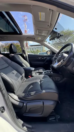 Nissan X-Trail 2.0 Hybrid FWD 2019 White