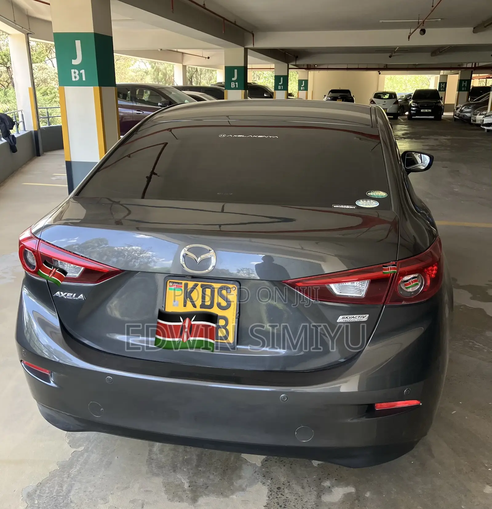 Mazda Axela 2018 Gray