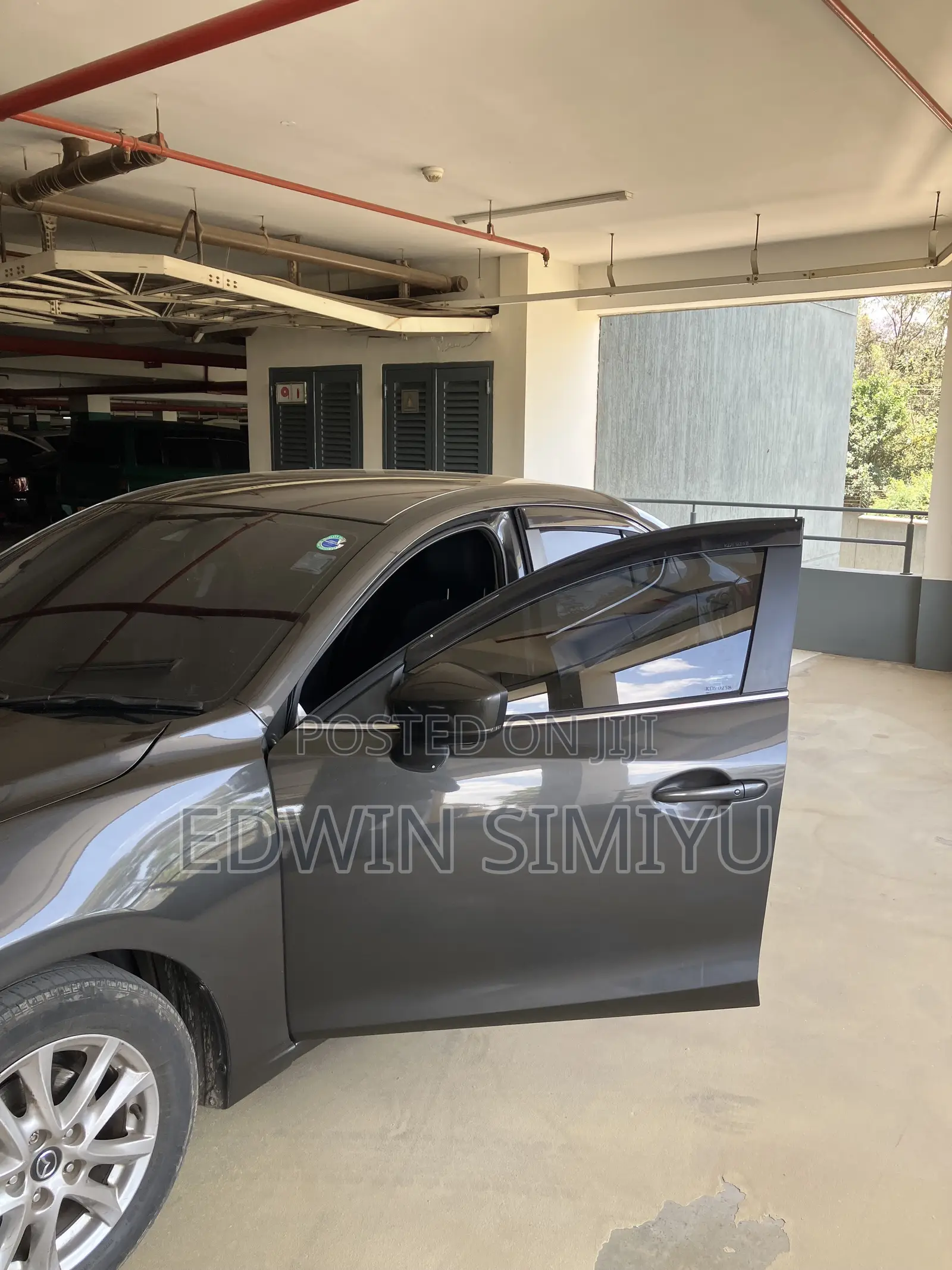 Mazda Axela 2018 Gray