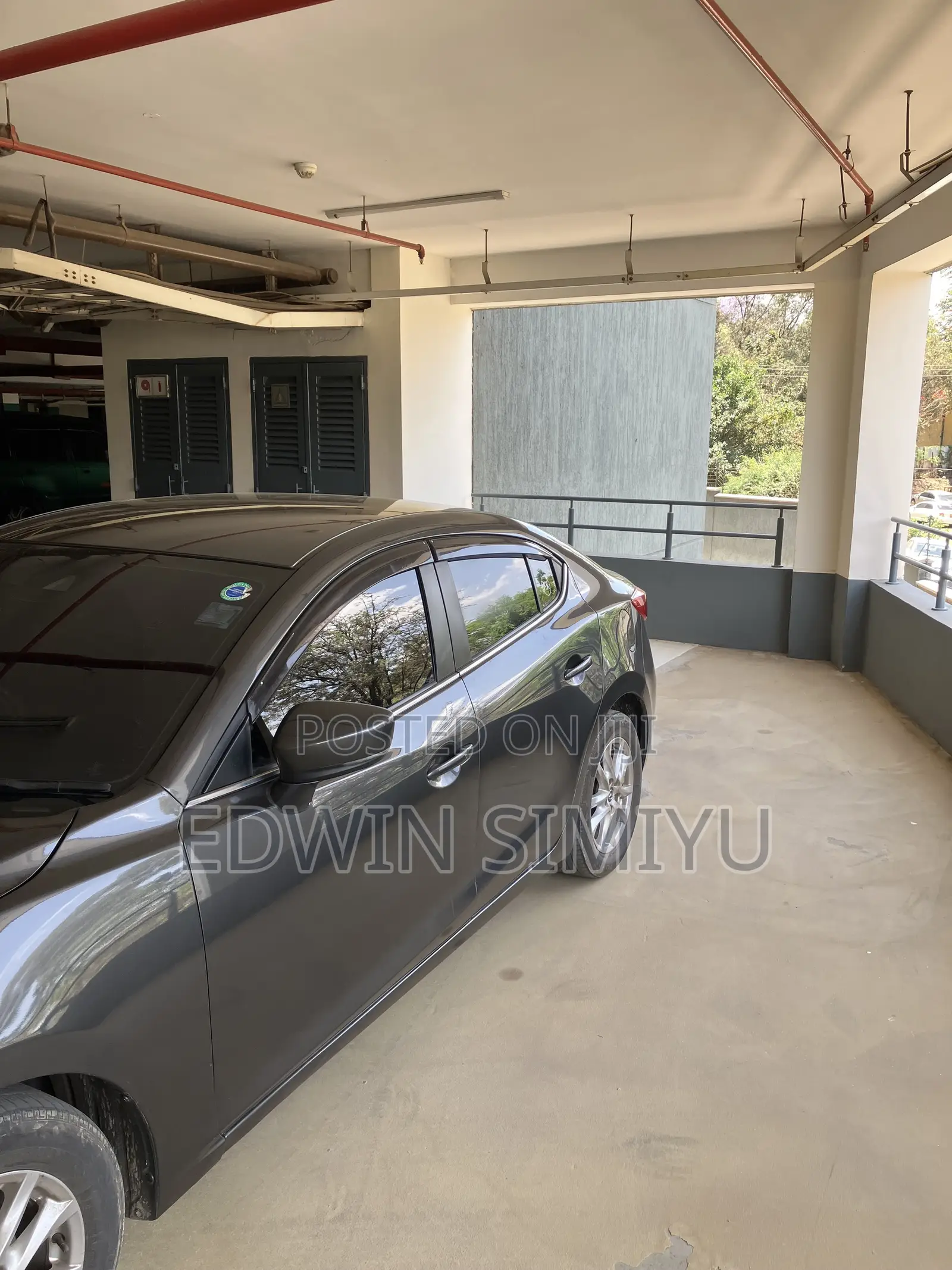 Mazda Axela 2018 Gray