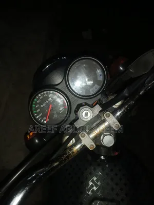 Bajaj Boxer 100 2025 Red