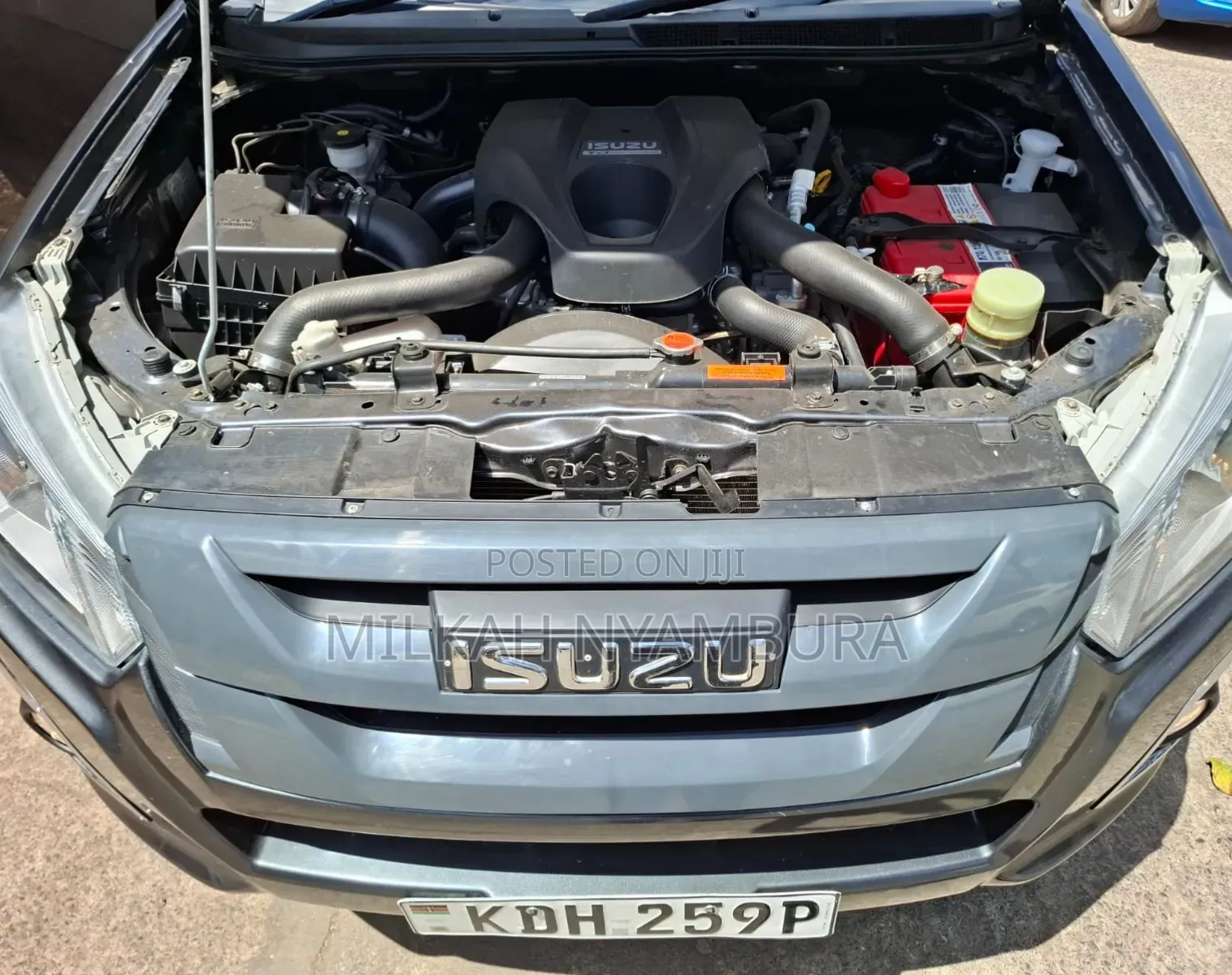 Isuzu D-MAX 2022 Gray