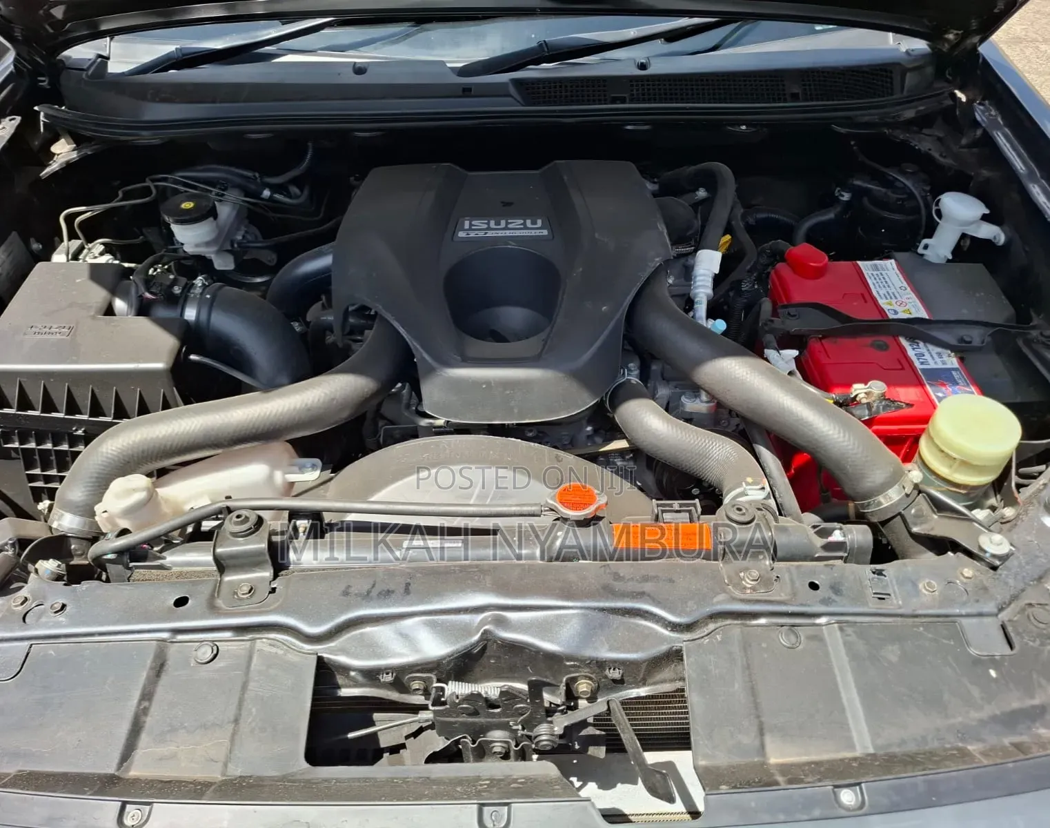 Isuzu D-MAX 2022 Gray