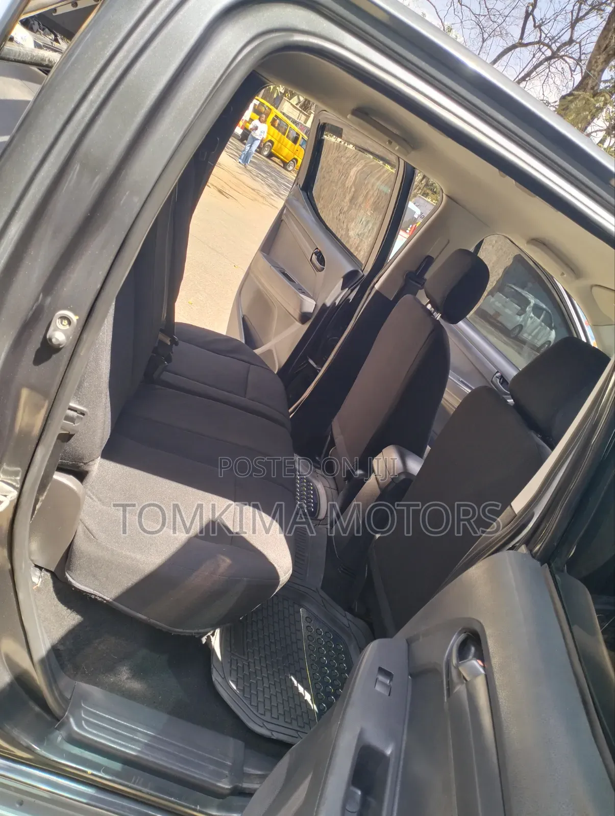 Isuzu D-MAX 2022 Gray