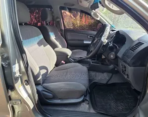 Toyota Hilux 2013 Silver