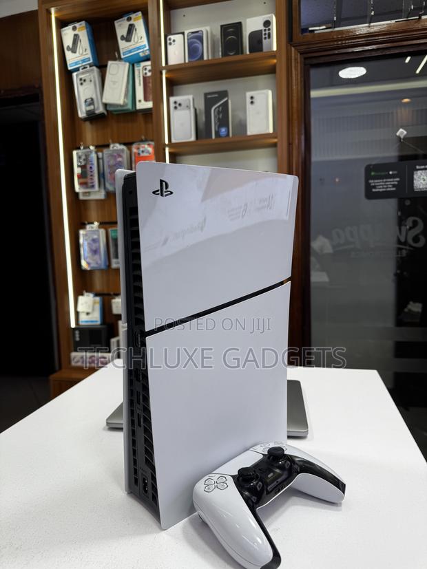 Ps5 Slim Disc Version - main view