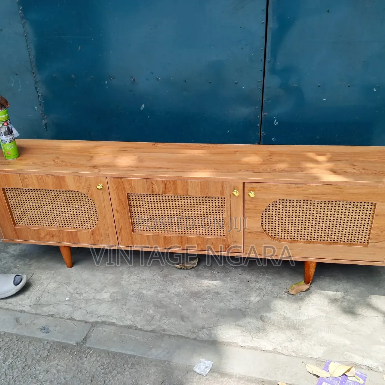 Mordern Light Wood Rattan TV Stand