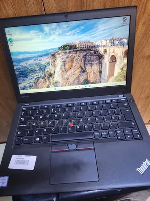 Laptop Lenovo ThinkPad X270 8GB Intel Core i5 SSD 256GB