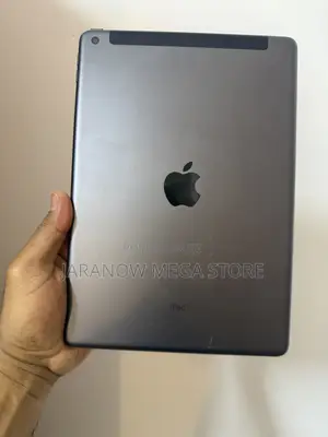 Apple iPad 10.2 (2021) 64 GB Gray