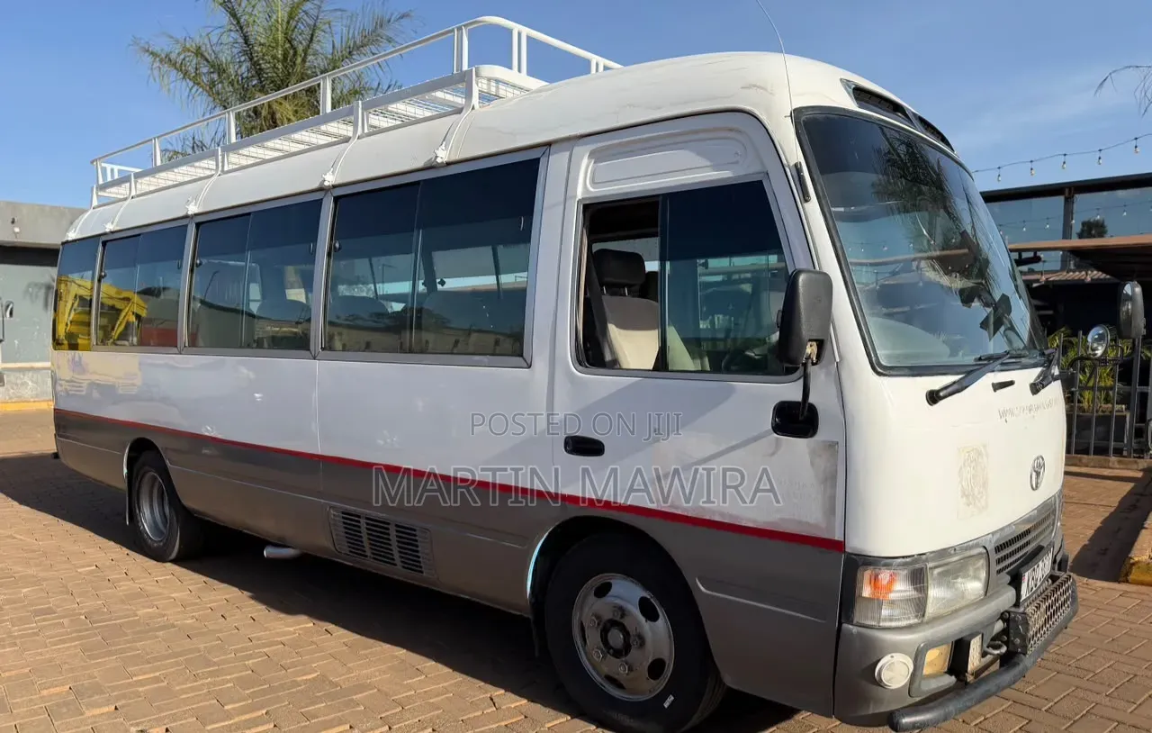 Toyota Coaster 2005 White