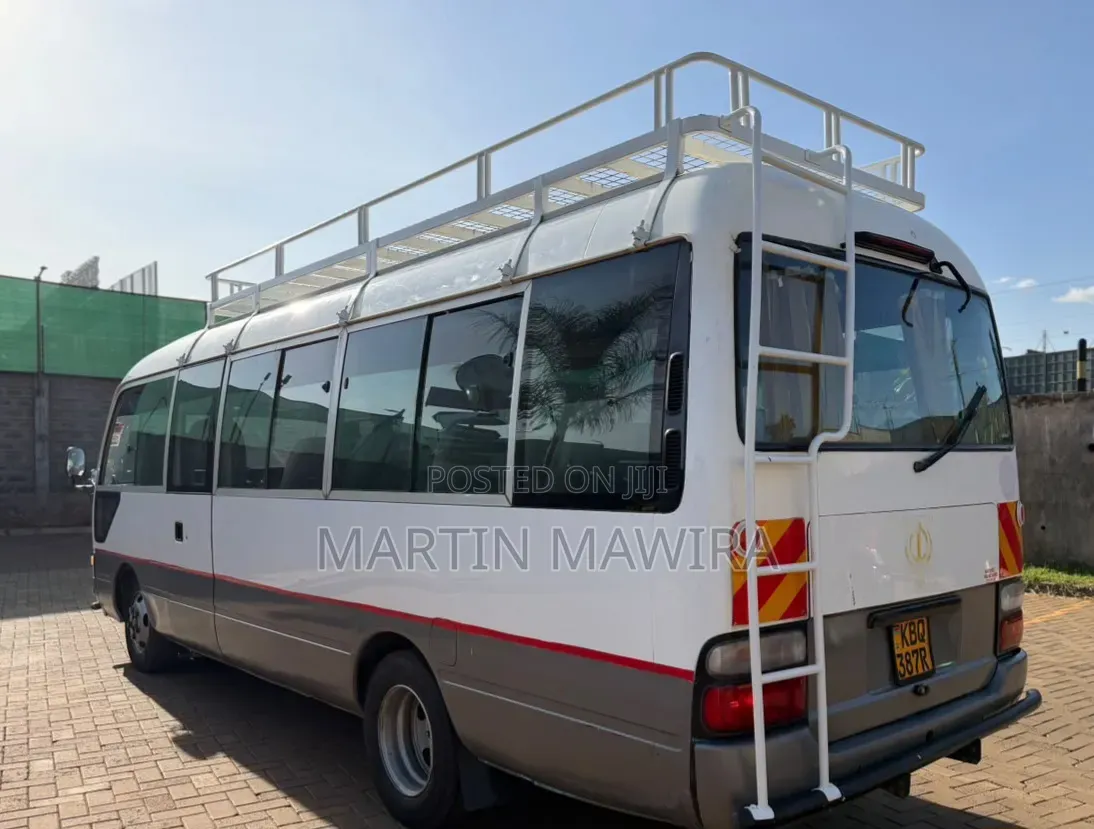 Toyota Coaster 2005 White