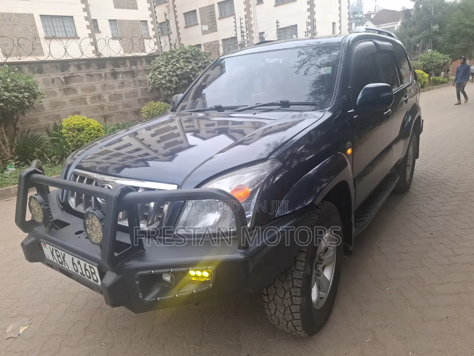 Toyota Land Cruiser Prado 2002 Blue