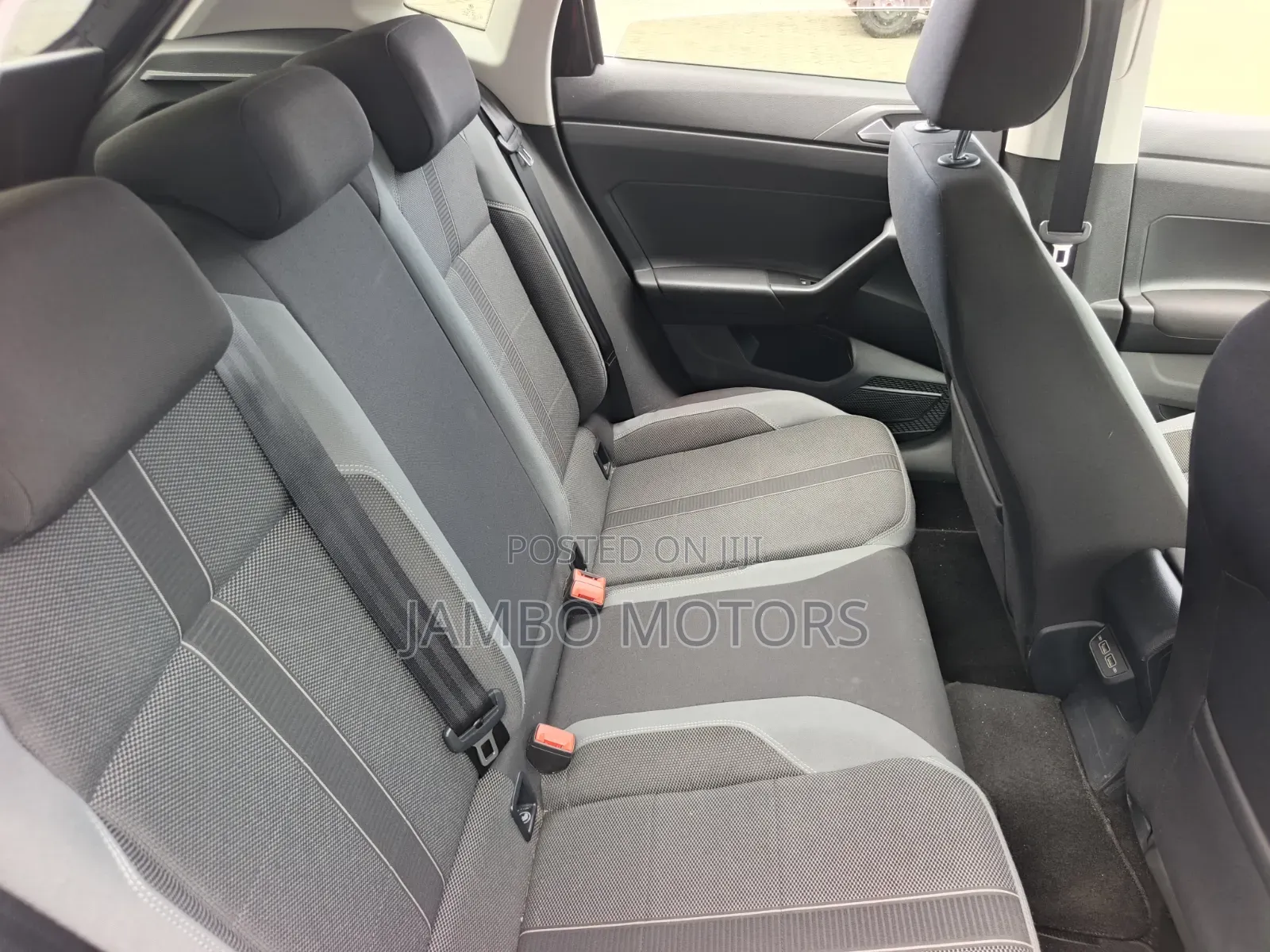 Volkswagen Polo 2021 Black