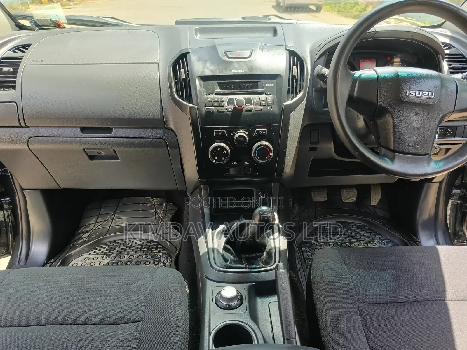 Isuzu D-MAX 2023 Gray