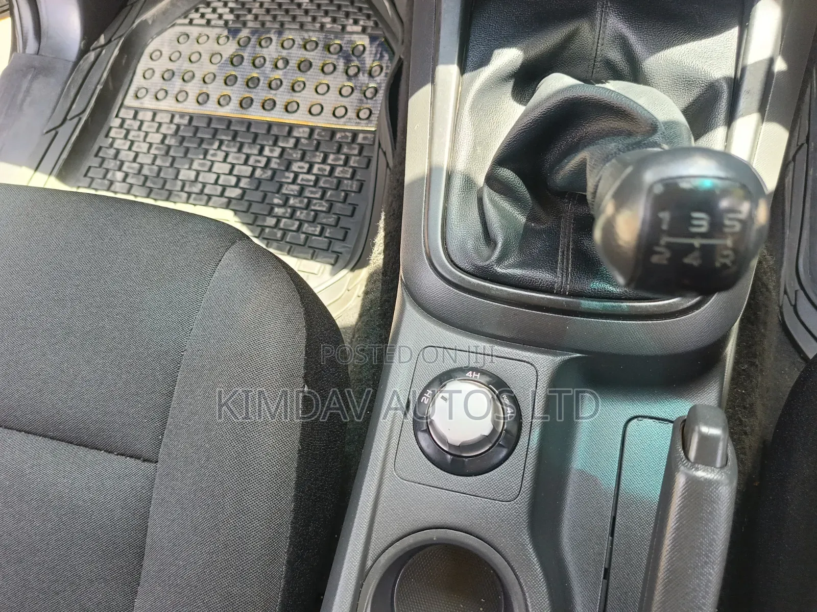 Isuzu D-MAX 2023 Gray